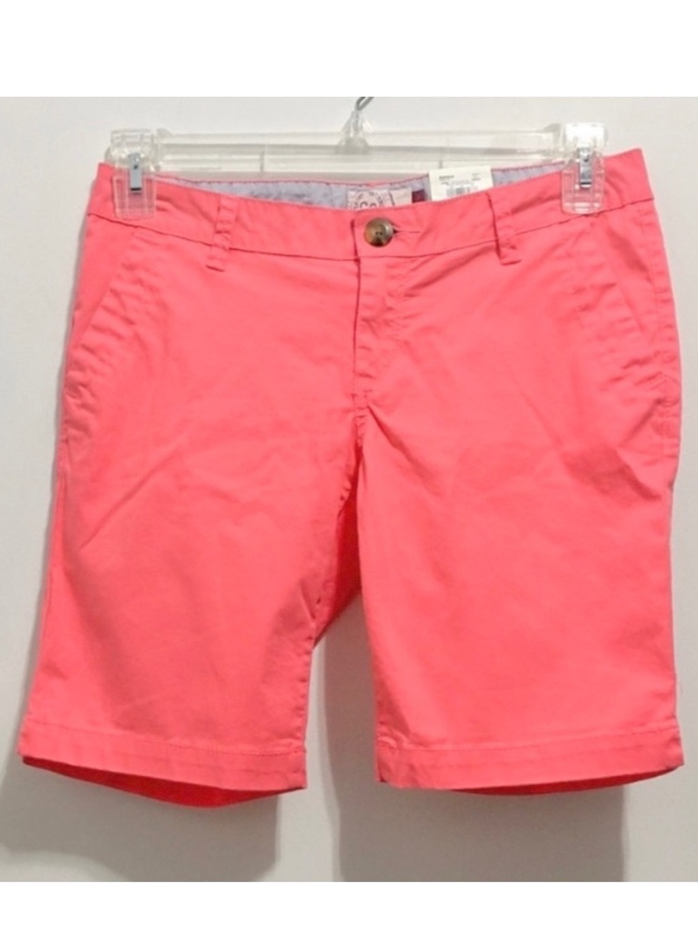 NWT SO Bermuda Salmon Pink Bermuda Shorts